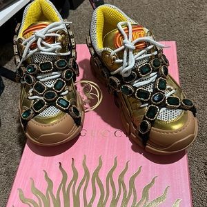 Gucci flashtrek chunky sneakers sz 6